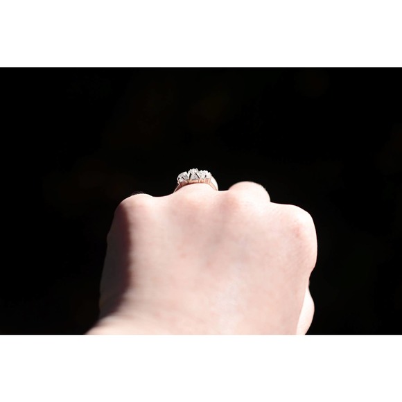 Raw Gemstone Ring Diamond Engagement Ring Unique Delicate Uncut Rough Qu… - Picture 4 of 5